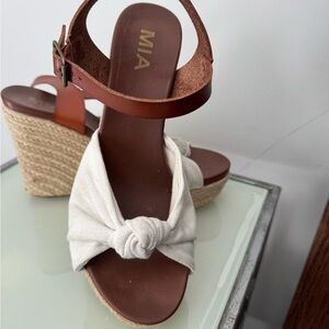 MIA Women's Cream and Brown Wedge Sandals